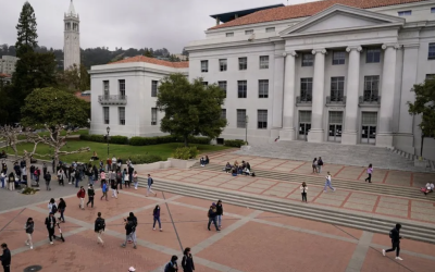 EU REANUDA ENTREGA DE VISAS A ESTUDIANTES, PERO EXIGE ACCESO A SUS REDES SOCIALES